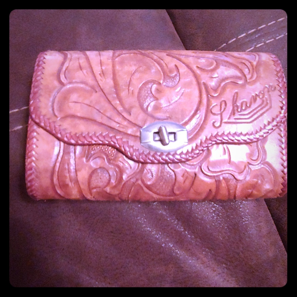 Handmade leather clutch